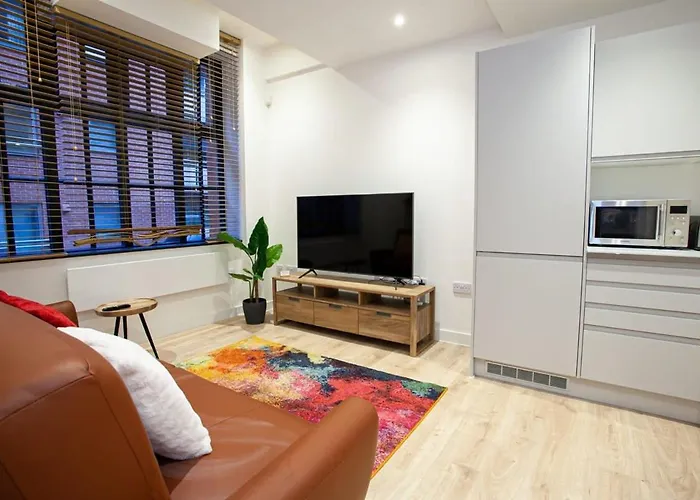 Super 2 Bed Close To Victoria Station * 맨체스터