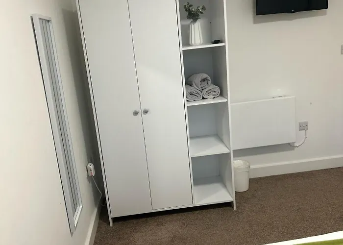 Failsworth Luxury With Free Parking By Daley *