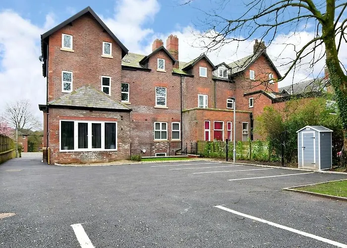 Free Parking - 1 Bedroom Salford Royal Sleeps 4 Apartment Manchester