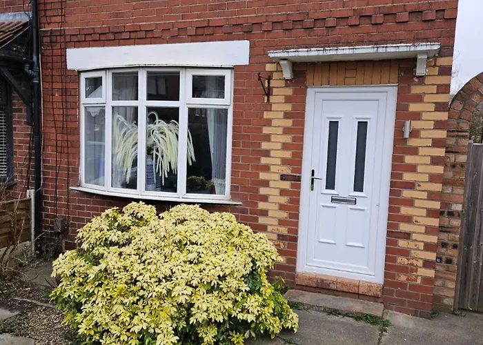 2-bed House Sleeps 4 20 Min To Centre * Manchester