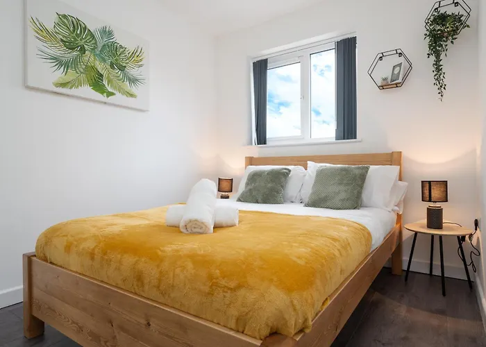 Сasa de vacaciones Dazzling & Modern 4bd - Coop Live - Etihad - Parking