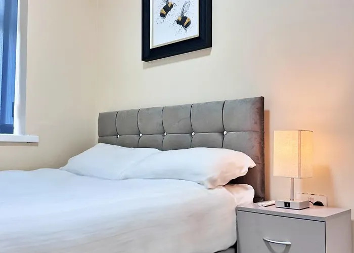 펜션 Full In Heywood Street Near Cheetham Hill 맨체스터