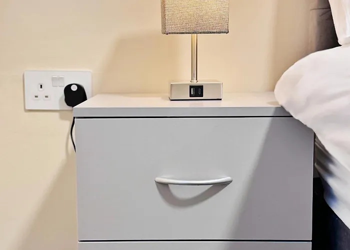 펜션 Full In Heywood Street Near Cheetham Hill