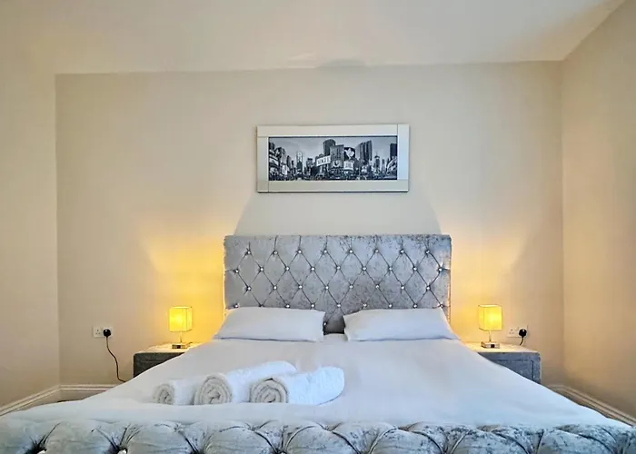 펜션 Full In Heywood Street Near Cheetham Hill *