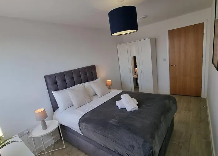 2 Bedroom Penthouse Ferienhaus Manchester