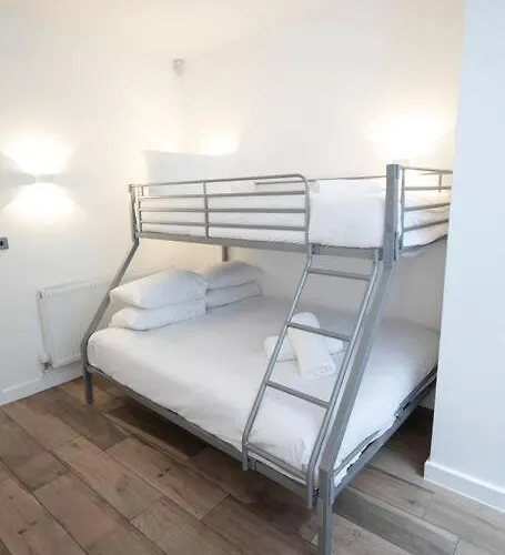 Superhost: Luxury Deansgate Townhouse Hébergement de vacances *