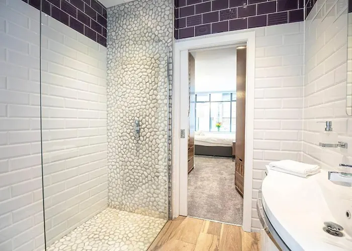 Superhost: Luxury Deansgate Townhouse * Manchester