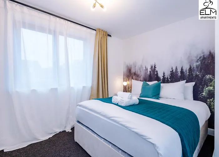 Elm , Collection Of Available Near Media , Free Parking Apartment 3*