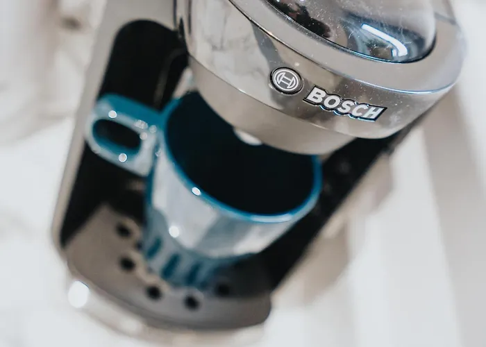 Dazzling & Modern 4bd - Coop Live - Etihad - Parking 度假居 *