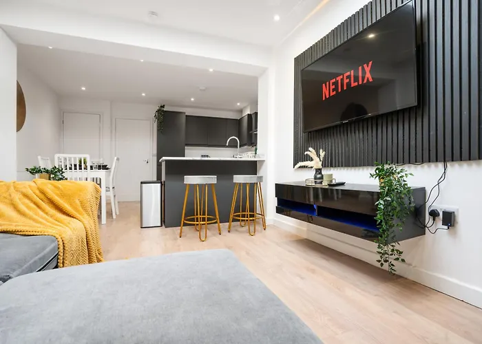 Dazzling & Modern 4bd - Coop Live - Etihad - Parking * Mánchester