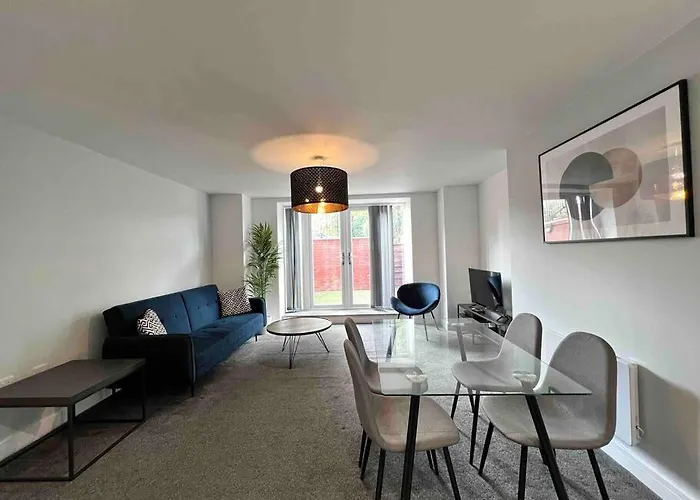 شقة Free Parking - Lovely 2-br Flat Near Salford Royal *