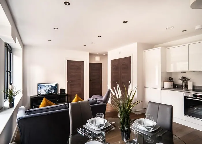 Appartamento Stayzeni, Alexandra Rise Roomy 1 Bed