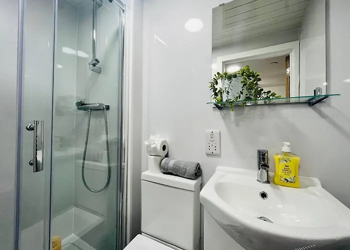 Apartamento Chic Hideaway: Modern Studio In Stretford Mánchester