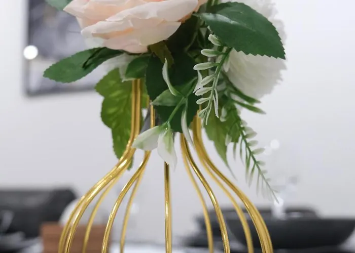 Etihcity - 3 Bedroom Semi - Free Parking Near Etihad Stadium, Tourist Attractions, Centre, Transport And Motorway Links Next To Mcdonald's - Sky N Netflix Сasa de vacaciones *