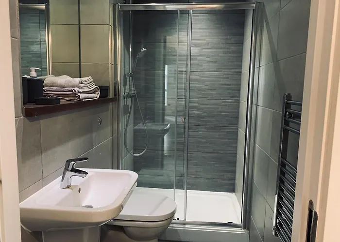 Unisuperhost Μάντσεστερ