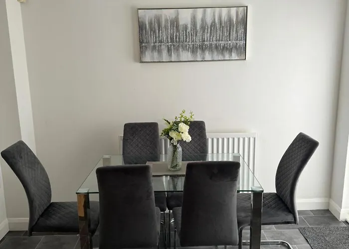 Сasa de vacaciones Sleeps5-netflix-parkg-near Center Etihad *