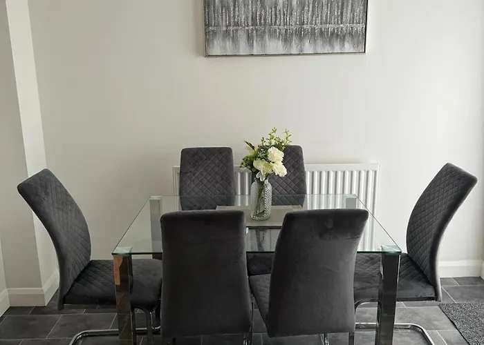 Sleeps5-netflix-parking-near Centre-etihad-coop Live Ferienhaus