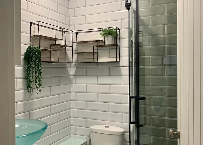 Didsbury Failte Apts - 3 Mins To The Christie's - Ground Floor - Free Parking *