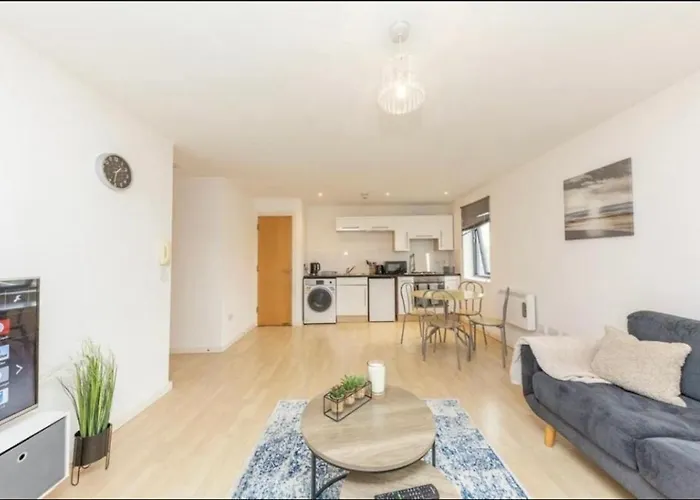 Apartament Novanest Salford