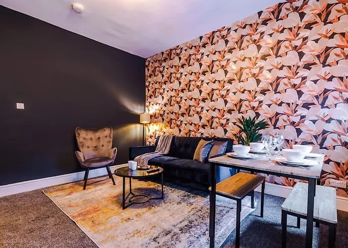 Ferienhaus Salford Sanctuary 5 Bed House