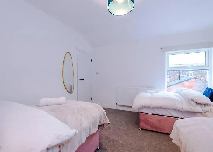 5 Bed Salford Sanctuary Retreat Ferienhaus