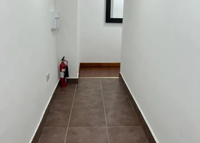 Luxury 2 Bed At Seymour Grove Appartamento