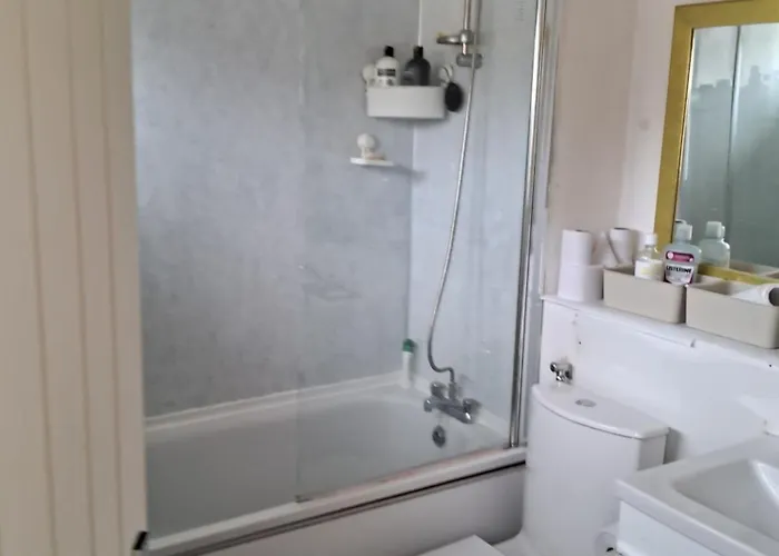 بيت ضيافة 4 Mereside Walk