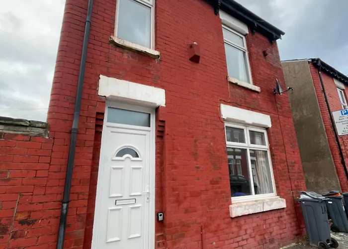 Spacious 4-bedroom House In Daire