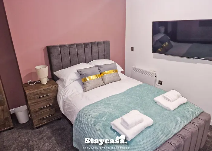 Delightful Spacious Haven With Large Driveway Дом отдыха