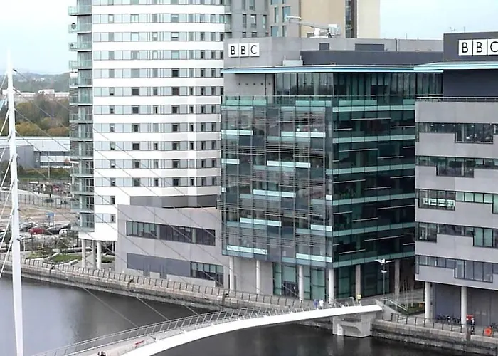 Mcr 1br Getaway With Rooftop Access & Prime Location Apartmán