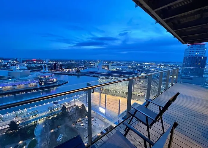 Spacious 2 Bedroom Flat Stunning Waterside View Apartamento