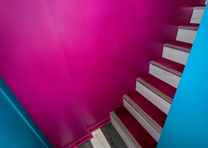 Manchester's Only Private Party For 12 With Makeup Aparthotel