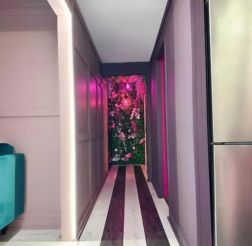 Apartment Manchester's Only Themed Slumber Party For 8 With Makeup Manchester