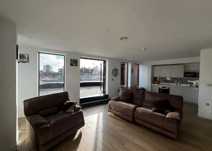 Incredible 2bedroom Free Parking *