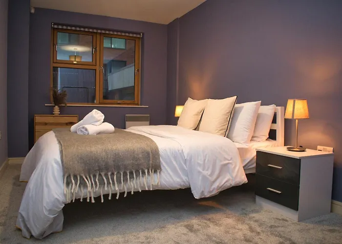 Διαμέρισμα Spacious 2bdr By Torr Group Short Lets & Serviced With Free Underground Allocated Parking *