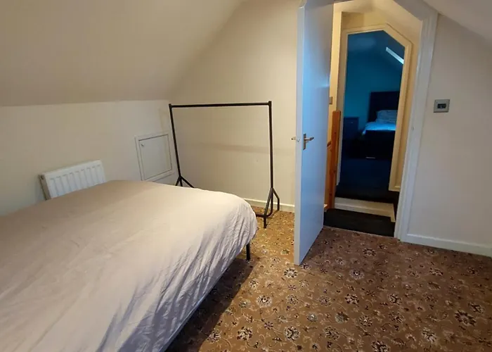 Dobcross Close * Mánchester