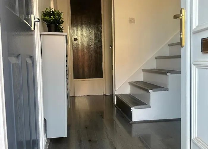 Semesterbostad The Rodher House *