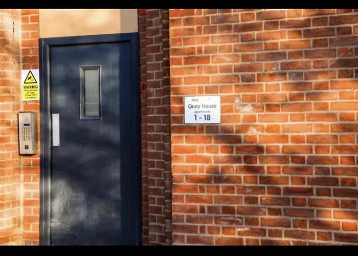 Lovely 1 Bed In Salford *