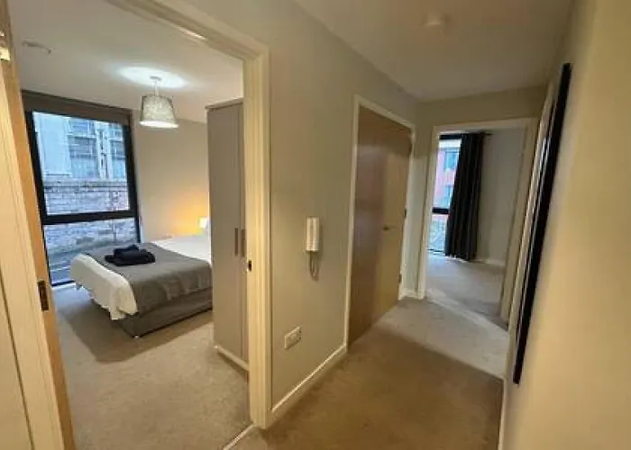 Apartament Airy 1 Bed Sleeps 2 *