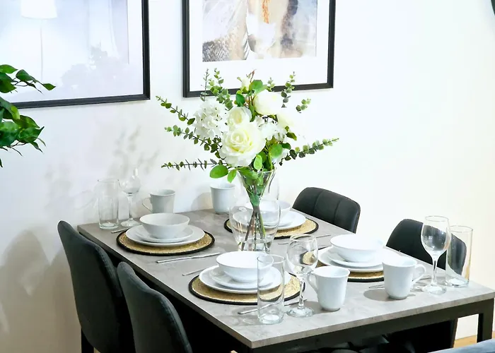 By Bevolve - Centre Apartamento