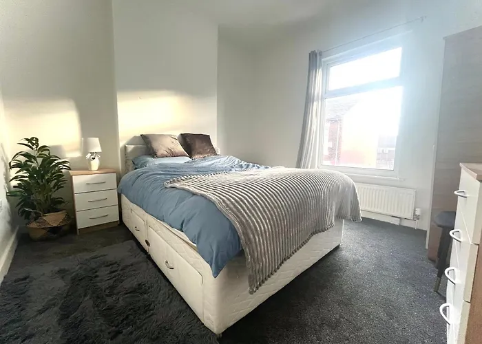 Spacious 4-bedroom House In Daire