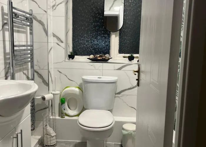 New Getaway - Free Gated Parking With Fob Манчестер