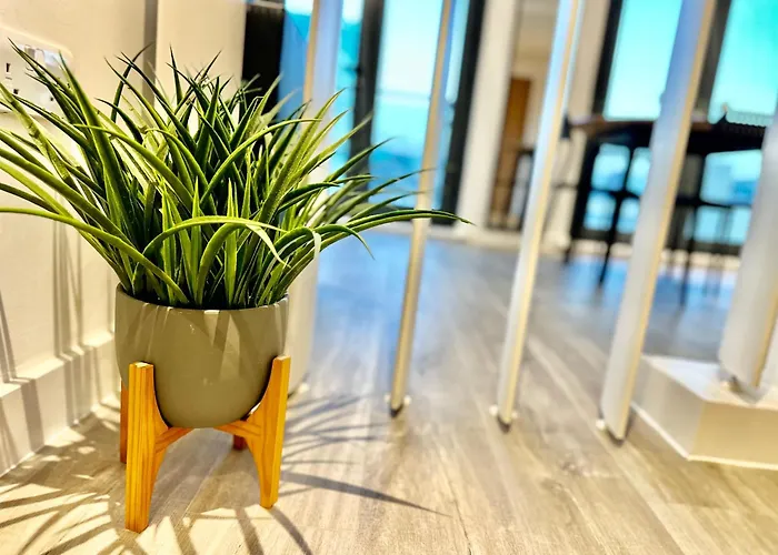 Centre, Floor Apartment, Two Balconies דירה מנצ'סטר