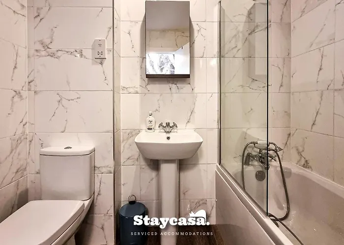 Modern Centre Stunning 18th Floor View Apartment Manchester