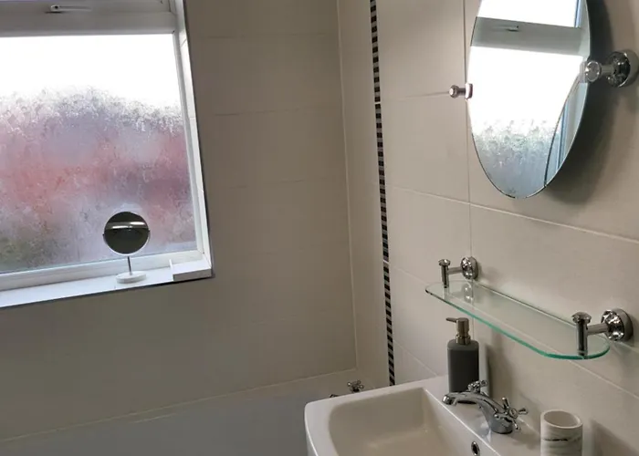 Tatil Evi Serene 3br With Free Parking *