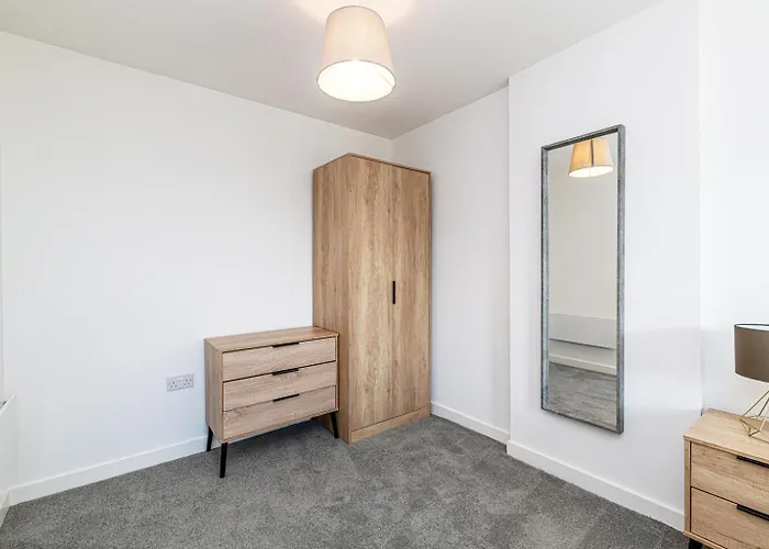 Insignia By Guestz * Manchester