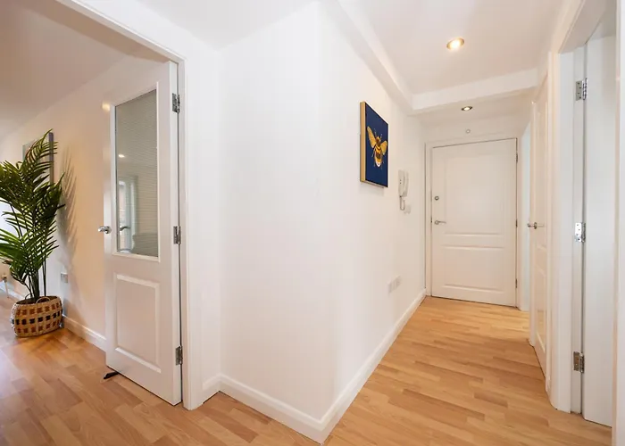 Apartment Withington