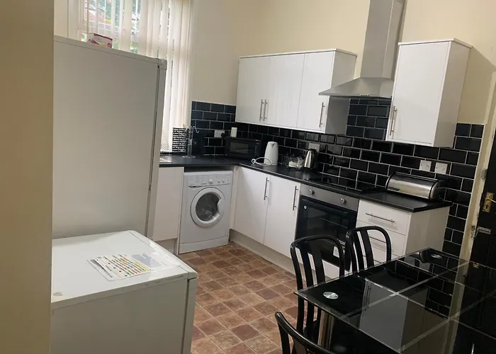 Short Term Shared R&r In Chorlton Mánchester