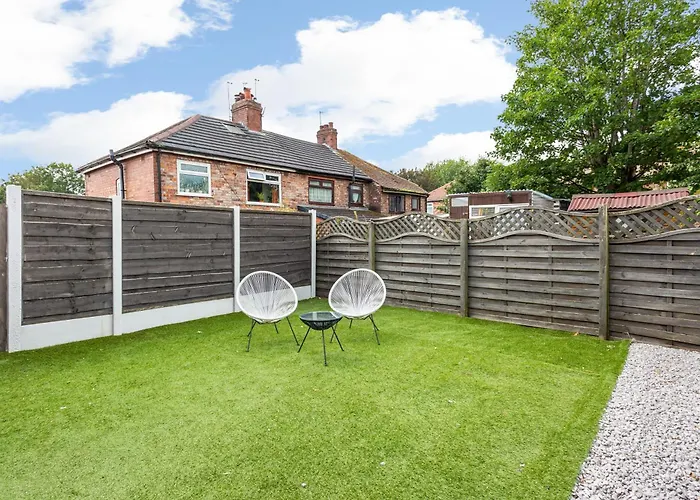 Free Parking 5 Minutes From Centre * Manchester