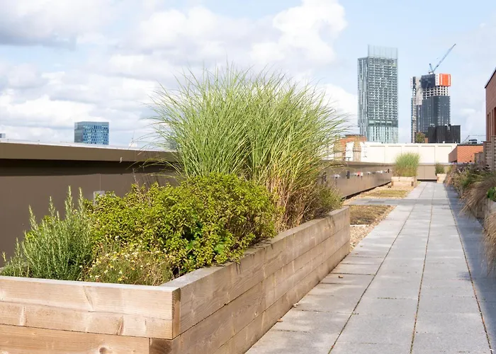 Apartment 3br Penthouse By Torr Group Short Term Lets With Private Rooftop Garden